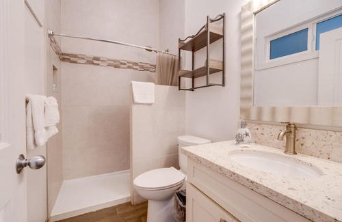 Wailuku Apartment | Unit 2 Maui Ohana Modern Studio