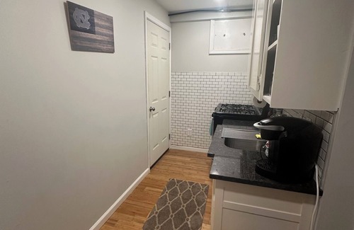 Chapel Hill Apartment | University Retreat is a 650 sq foot efficient space close to UNC and everything.