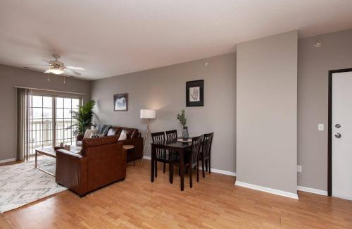 Ames Apartment | University Suite + Pool + Gym