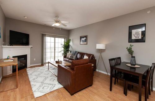 Ames Apartment | University Suite + Pool + Gym