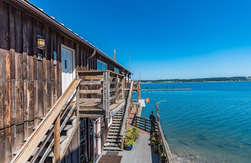 Coupeville Apartment | Unobstructed Water Views! Right Downtown In Historic Coupeville Walk Everywhere!