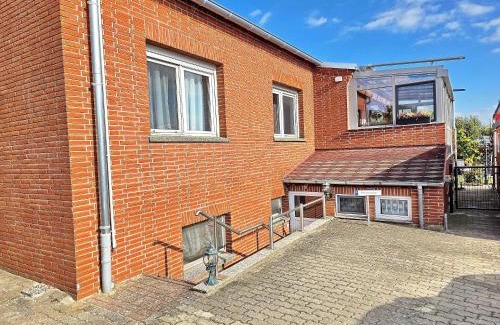 Wismar Apartment | UnterDeck 2 Wismar Souterrain -ABC611