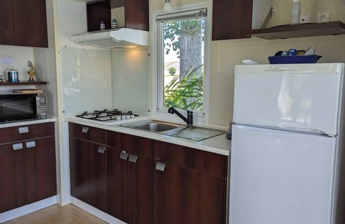 Saint-Usage House | Unusual floating cottage with all comforts for 6 persons, terrace, jacuzzi, fishing