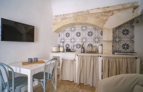 Noci Villa | Unveiling Paradise: 6-Bedroom stylish farmhouse with pool in Apulian Countryside