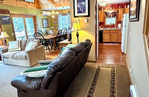 Union Dale Ski Chalet | Unwind and Exhale, this log cabin chalet is for you !