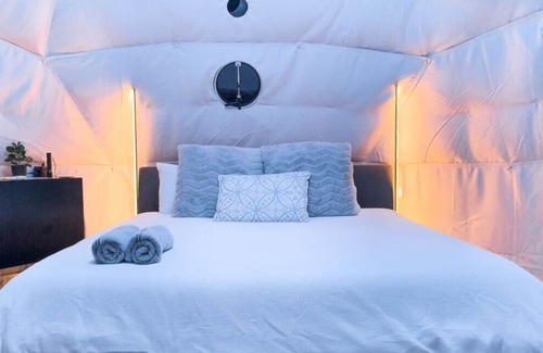 Lemon Tree House | Unwind Escapes Cabin and Glamping!