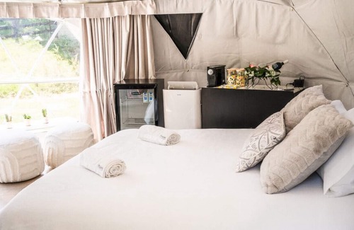 Lemon Tree House | Unwind Escapes Cabin and Glamping!