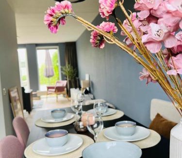 Makkum House | Unwind