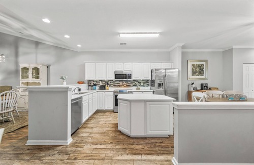 Pawleys Island Condo | Updated 3/bed 2/bath Garden home in True Blue