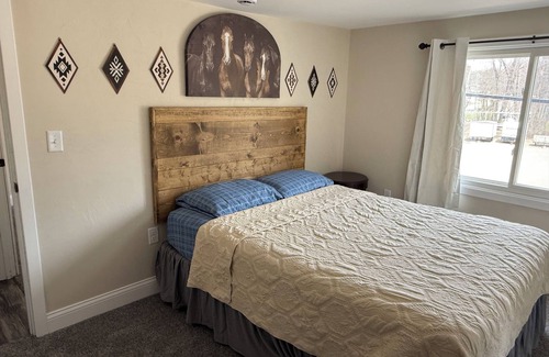 Shawano Condo | Updated 3-bedroom 2nd floor upper unit on shawano lake with pier