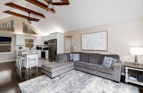 Afton House | Updated 4Br 151 Brew/Wine Trail/Veritas/Hike