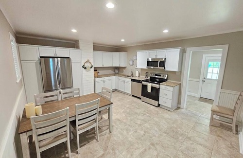 Sarver House | Updated 4BR, 3 BA Farmhouse w/Bonus Room – Walk to trails