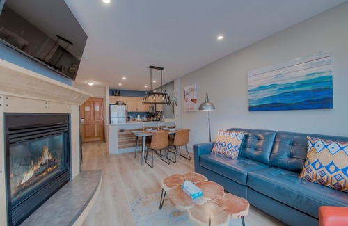 River Run Condo | Updated-All New- Ski Slope View-Close to Gondola and Town