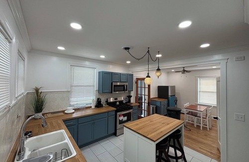 Belmont Cragin House | Updated Chicago Bungalow on a Beautiful and Calm Neighborhood Greenway Boulevard