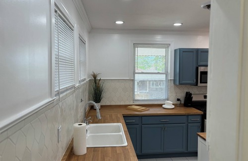 Belmont Cragin House | Updated Chicago Bungalow on a Beautiful and Calm Neighborhood Greenway Boulevard