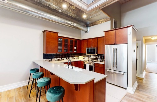 Muncie Condo | Updated condo in the heart of Historic District with patio, streaming, fast WiFi