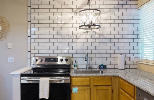 Fayetteville Condo | Updated dog-friendly condo with open-layout and central AC - near local trails