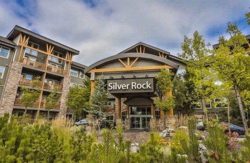 East Kootenay Condo | Updated Family Friendly Condo