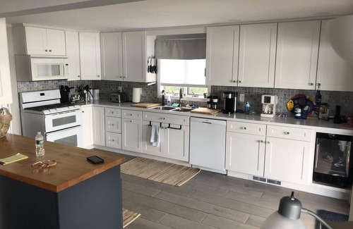 Scottsburg House | UPDATED YEAR ROUND LAKE HOUSE