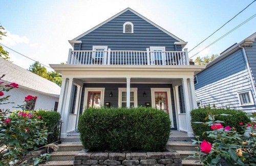 Mariemont Apartment | Upper Cambridge · Charming Cambridge