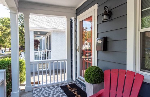 Mariemont Apartment | Upper Cambridge · Charming Cambridge