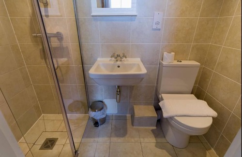 Kemptown Hotel | Upper Rock 3 - double room en-suite