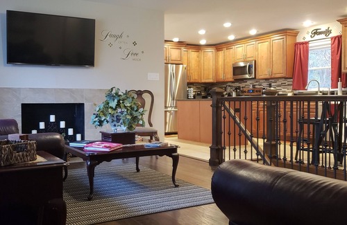 Fairfield House | Upscale 5 private star home for families or business trips