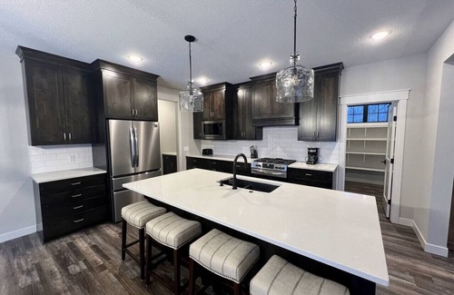 Nisswa House | Upscale home on North Pines!