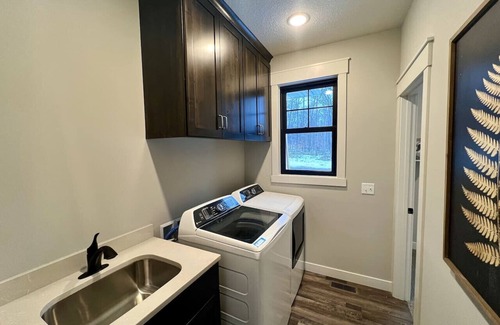 Nisswa House | Upscale home on North Pines!