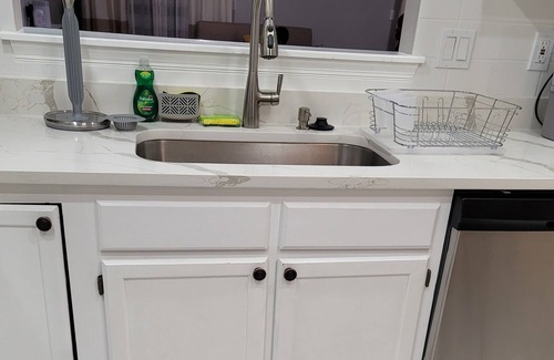 Odenton House | Upscale Luxury Townhouse, 3 BR, 2.5 bath near Fort Meade, Deck