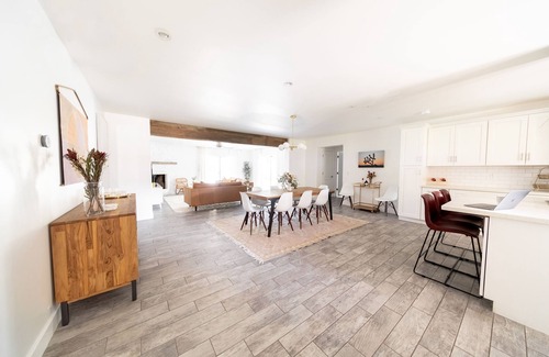 Rancho Ventura House | Upscale & Modern Phoenix 2900 sqft Home w/Heated or Chilled Pool by Scottsdale