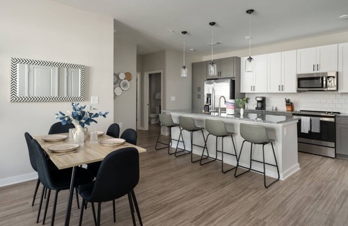 Athens Apartment | Upscale, New Apt | Pool | Long Stays