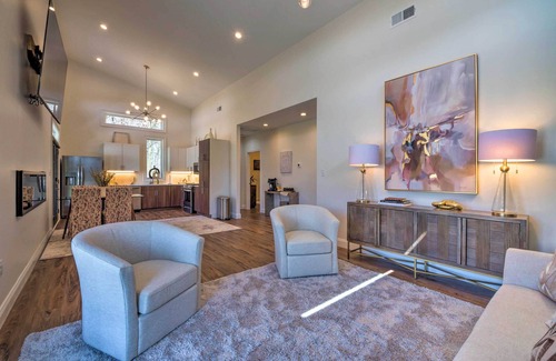 Cunningham Cabin | Upscale & Quiet Paducah Retreat on 15 Acres!