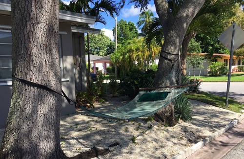 Coconut Grove House | Upscale unit with free parking centrally located