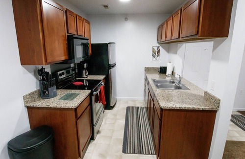 Mount Pleasant Apartment | Upstairs 2-Bed 2-Bath Near CMU