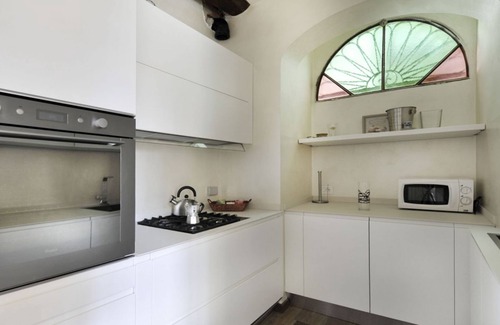 Historic Center Apartment | UR-NEST Santo Stefano B