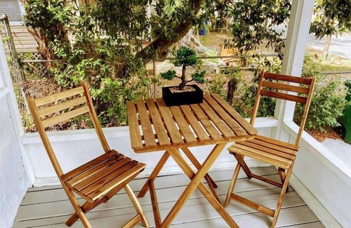 North Hyde Park House | Urban Bungalow @North-Hyde-Park. Walk to UT & SoHO