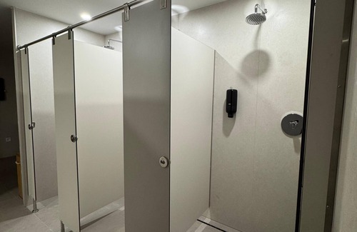 Central District Hotel | Urban Cube Hostel Granada