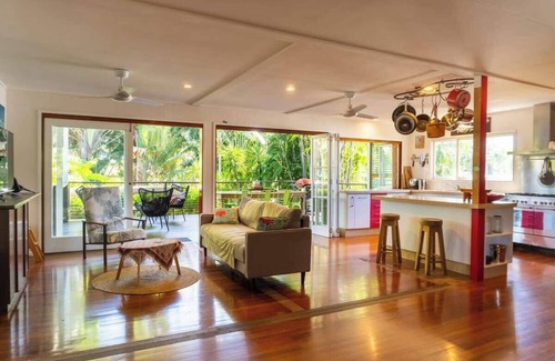 Edge Hill House | Urban Jungle Townhouse | Tropical Living
