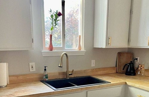 Poplar Grove House | Urban Oasis: Nature, Biking Trails, Food Hubs, and Rock Climbing Gym!
