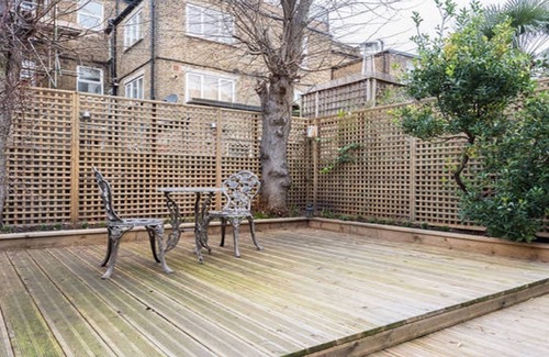 Harrow Road Apartment | Urban Oasis: Newly refurbished 5* 2bed lux flat in leafy area of Central London