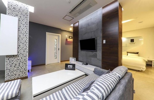 Gwangsan-gu Hotel | Urban Stay