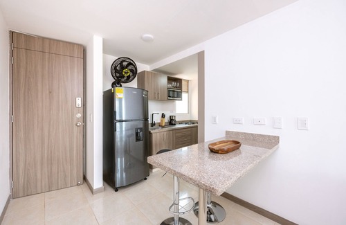 Laureles Apartment | Urban studio in Laureles with nice view near Unicentro Mall