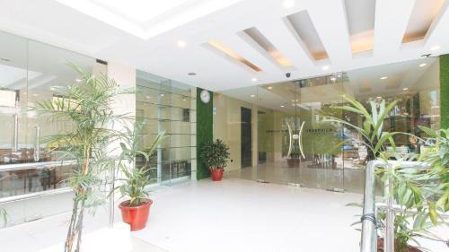 Sampaloc Hotel | UrbanView at San Antonio's Place Sampaloc Manila