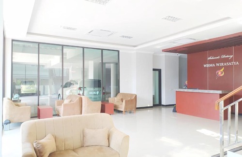 Semarang Hotel | Urbanview Wisma Wirasatya Akpol Semarang by RedDoorz