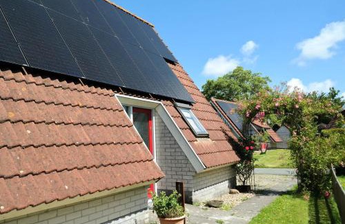 Anjum House | Urlaubsruhe 6 Pers Holiday home w terrace close to National Park Lauwersmeer