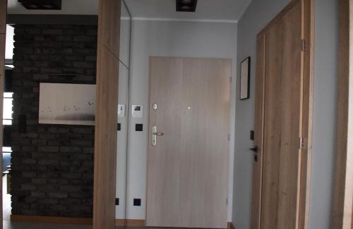 Stare Miasto District Apartment | Uroczy apartament z widokiem i darmowym parkingiem