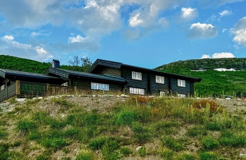 Bjorli House | Use this well-equipped vacation home as a pleasant starting point for eventful days in Bjorli.