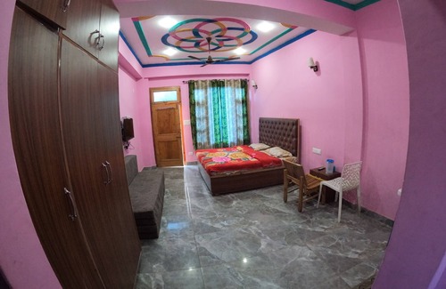 Bandrol Hotel | UTTAM STAY