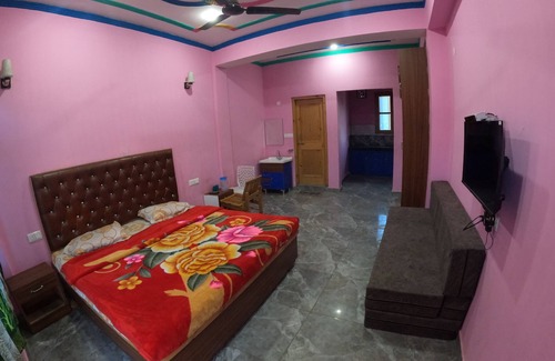 Bandrol Hotel | UTTAM STAY